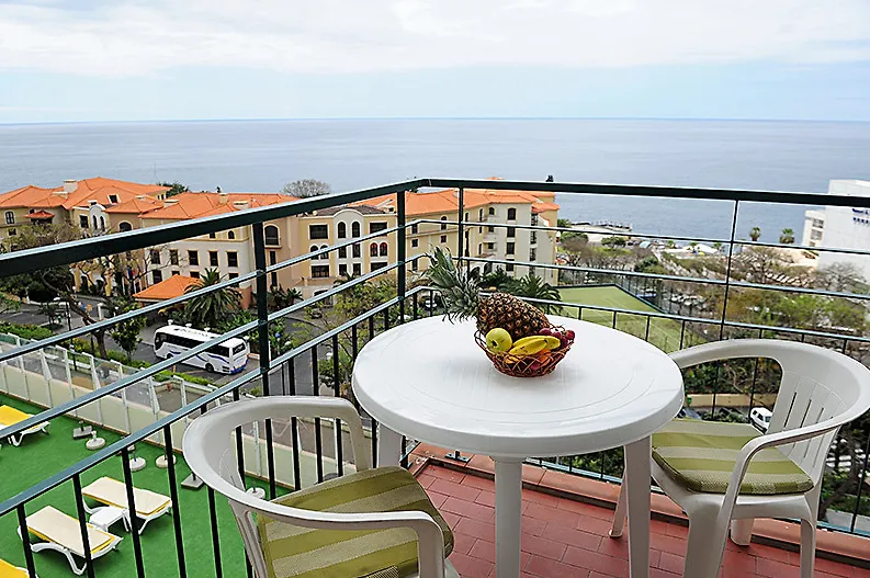 Florasol Residence Hotel - Dorisol Hotels Funchal   Funchal (Madeira)